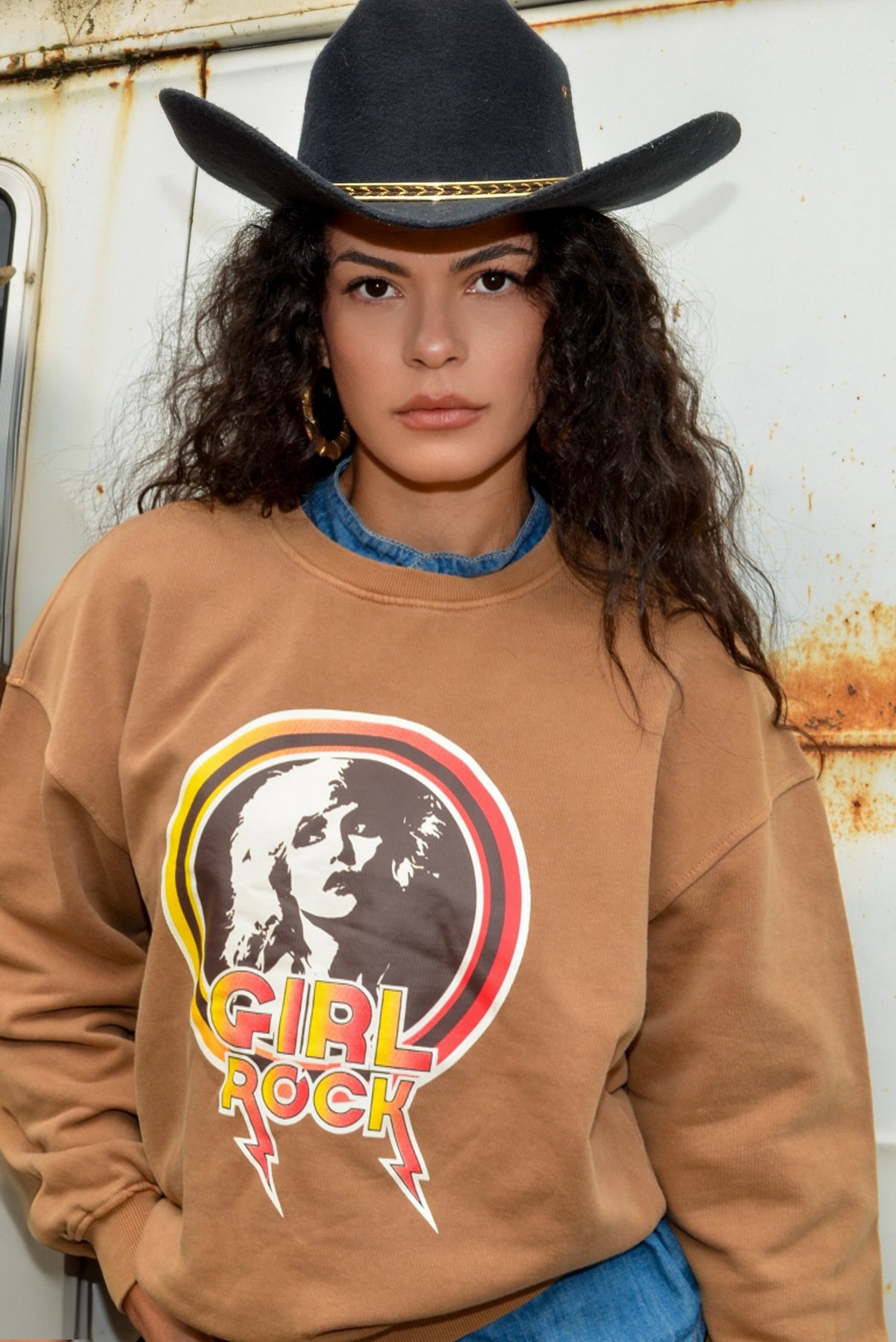 Kelly Girl Rock Sweat